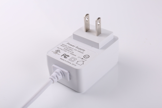 5V 2A 12V 1A แหล่งจ่ายไฟสลับ VI ประสิทธิภาพใบรับรอง SAA CCC PSE KC