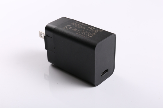 20W PD Universal USB Power Adapter 1.5A 3A ปลั๊กแบบพับได้ EC60950 IEC61558