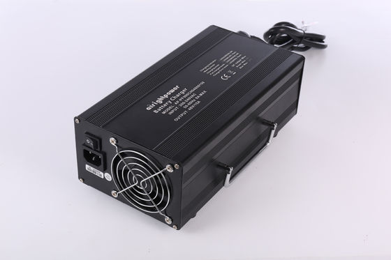 เครื่องชาร์จแบตเตอรี่ EV Lead Acid ขนาด 60 โวลต์ 900W - 1500W สำหรับรถโฟล์คลิฟท์